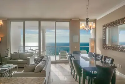 Image de Bc-1703 3b Gulf Front Beach Club w/Daily Beach Chairs!