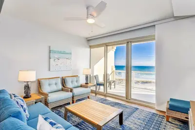 Image de 2b Gulf Front Condo w/daily beach chair set Bc 304b