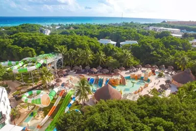 Image de SuperHost! Kids Eat Free - Vip • Sandos Caracol