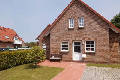 Image de Friesenhuske - Great vacation home (85sqm) for 5 people with garden in Norden