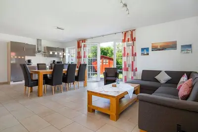 Image de Lejea - Comfortable vacation home (100sqm) for 6 people with garden in a central location.