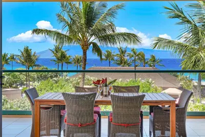 Maui Resort Rentals: Honua Kai – Incredible 5 Bedroom Oceanfront Gem, Over 3600 combined Sq. Ft. w/ Built-in Viking B. B. Q.