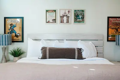 Image de ºoº The Happiest Place ºoº Disney themed townhome with Ev charger