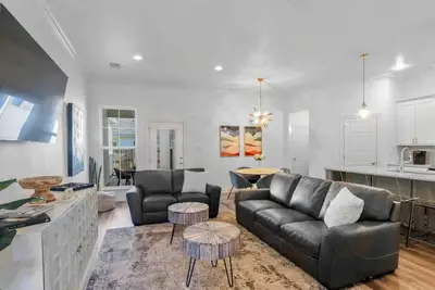 Image de Cozy & Stylish 3bd near Lsu