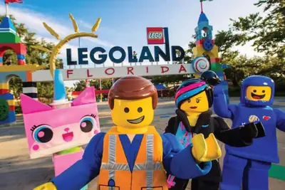 Image de Legoland Wonderful 2 Queen Beds-bring pet. Fun-Sun