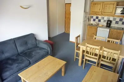 Image de Appartement 2 Pièces Cabine pour 6, Proche Pistes et Commerces, Balcon, Tv, Animaux Refusés