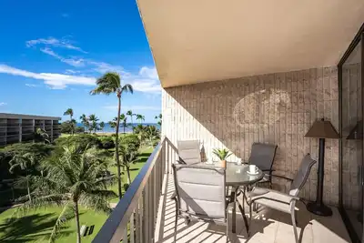 Image de Experience Maui Sunset A504 Ocean Views, Spacious Living and Resort Amenities!