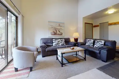 Image de Close to Lifts | Pet Friendly | In Town | Angel Fire Chalet 30