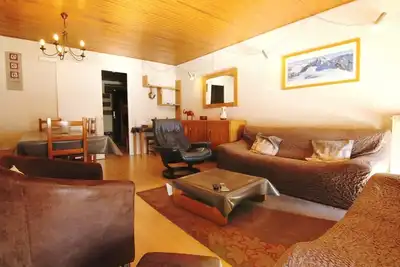 Image de 50m des commerces, 1er étage, balcon, casier à ski, 74m², Alpe d'Huez