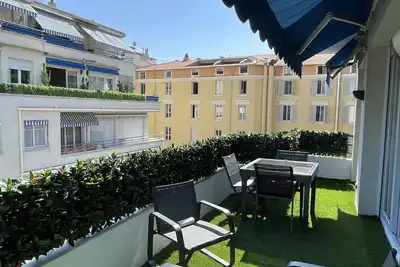 Image de Top floor in Carré d’Or with direct access to the sea