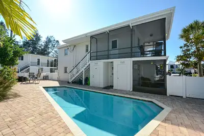 Image de Skv 309 - Heated ❤ Pool, Close to Beach, Village, Restaurants, Bars, Shopping! !