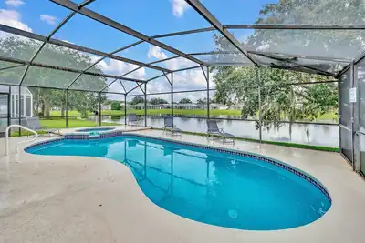 Image de Waterview Villa with Private Pool/Spa - Free Pool/Spa Heat for a Limited Time!