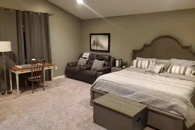 Image de Beautiful Master Suite In the Heart of the Willamette Valley