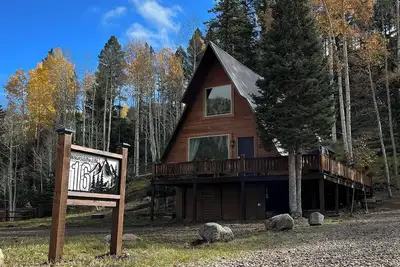 Image de 16 Whispering Pines- Newly Updated Beautiful Views