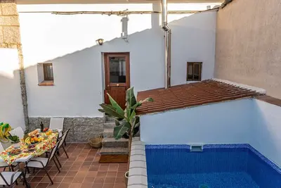 Image de House With Swimming Pool And Private Patio In Valsain