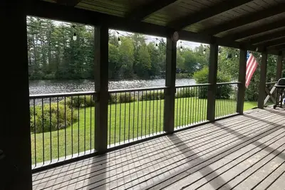 Image de Lakeside Getaway on Upper Coldstream Pond