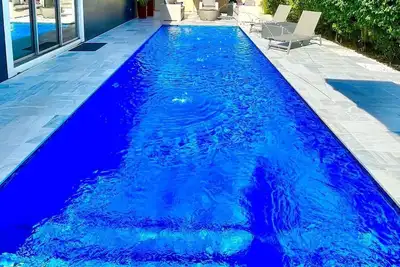 Image de Modern 4-Br Oasis with Private Pool, Near Beach in Lighthouse Point
