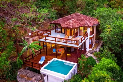 Mi Casa, Su Casa