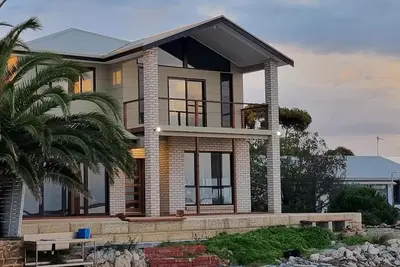 Image de Tulka Waterfront Holiday Home