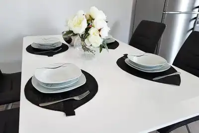 Image de Luxurious Modern And Newly Built