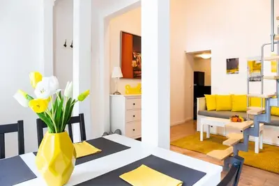 Image de Geräumiges Studio im Loft-Stil Online Check-In