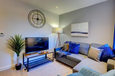 Image de Luxurious 5 Bedroom - 5 Bathroom House w\/ Garden - 34hrc