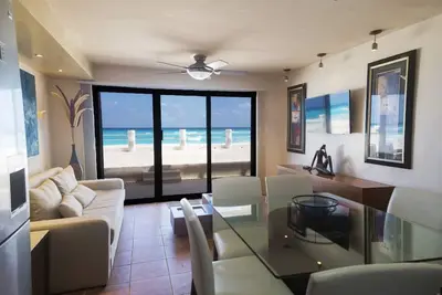 Image de Luxury Villa at the feet of the sea In Cancun