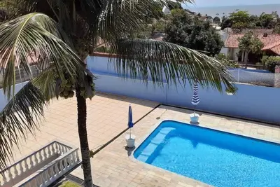 Image de Excellent house with 4 bedrooms, swimming pool, games room and barbecue area