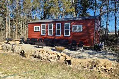 Image de Cabin 1 at the Pallet Factory