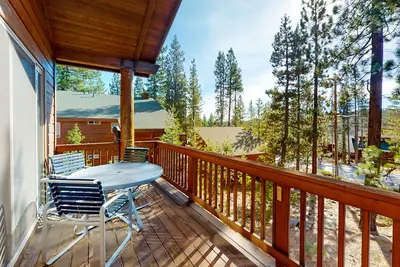 Image de Beautiful Home Amid the Trees Tahoe Donner Shared Pools & Hot Tubs
