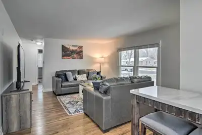 Image de Serene Buffalo Dwelling w/ Backyard Bbq Patio