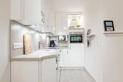 Image de High Worth, H303