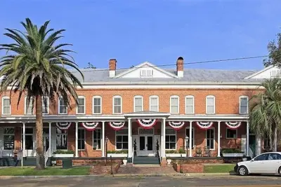 Image de Home Away From Home