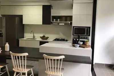 Image de Brand New Top Floor Luxury Flat!