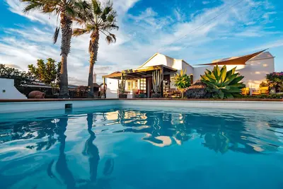 Image de Luxury villa with heated pool, Jacuzzi and incredible panoramic views