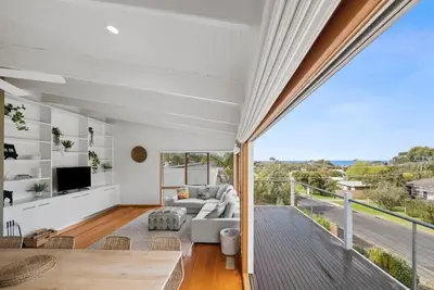 Juc Haven: Panoramic Ocean Views