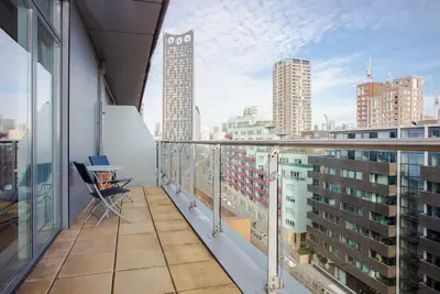 Image de Stylish 2bd Flat with Balcony and City Views