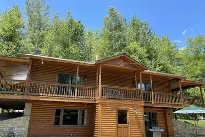 Image de Lazy Bear Cabin