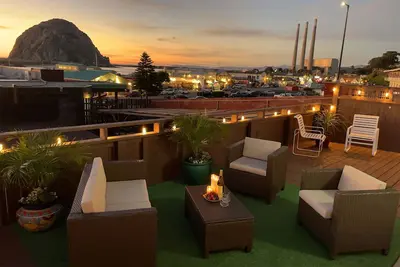 Image de Fog & Stars Cottage - Just steps to Embarcadero, water & downtown!