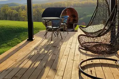 Image de Tiny Escape w/ dry sauna & mountain views