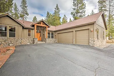 Image de Spacious Sunriver Home w/ Hot Tub & Gas Grill