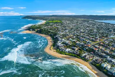 Image de Bula Blue - Sleeps 13, Blue Bay Beach
