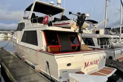 Image de 48' Angel Yacht Located in the Historic Gig Harbor Marina & Boatyard