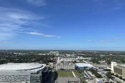 Image de Skyline Penthouse Loft Apartment