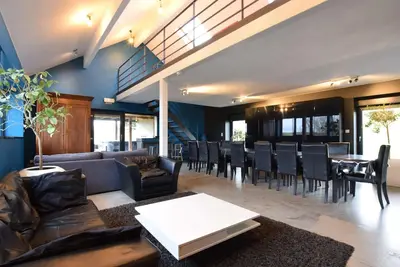 Image de Gîte moderne à Vaux-sur-Sûre avec sauna