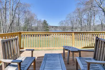 Image de Shared Fire Pit & Kayaks: Catskills Lake Retreat!