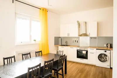 Image de Spacious 3 Bedroom Apartment Online Check-In