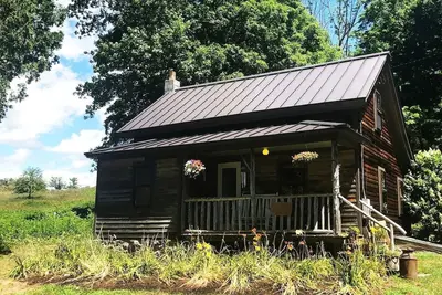 Image de Secluded Cabin for the Perfect Weekend Escape