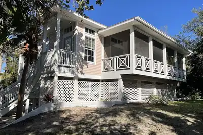 Image de Beautiful Sanibel Island Paradise Home!