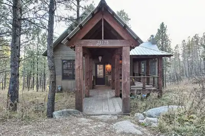 Image de Gold Rush Lodge - Private setting, Clubhouse with outdoor pool! Wifi